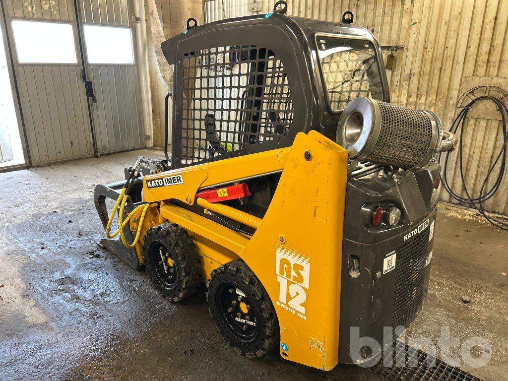 KATO IMER AS12 - Mini pá carregadora: foto 5 KATO IMER AS12 - Mini pá carregadora: foto 5