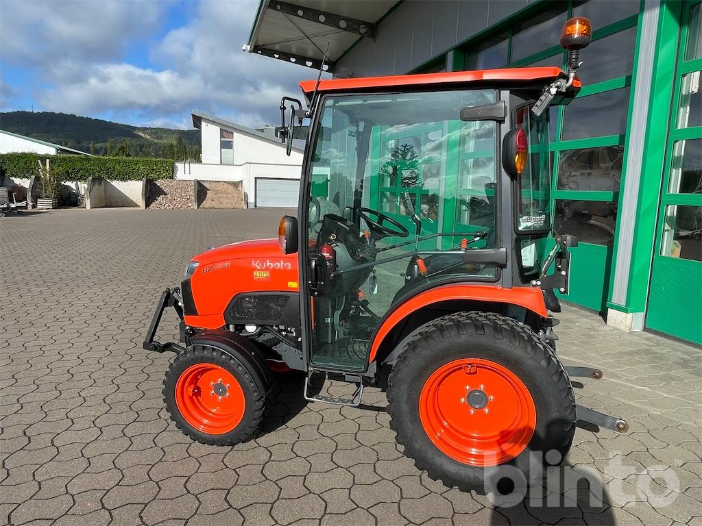 Kubota B2231 HC (Allrad) - Trator: foto 4 Kubota B2231 HC (Allrad) - Trator: foto 4