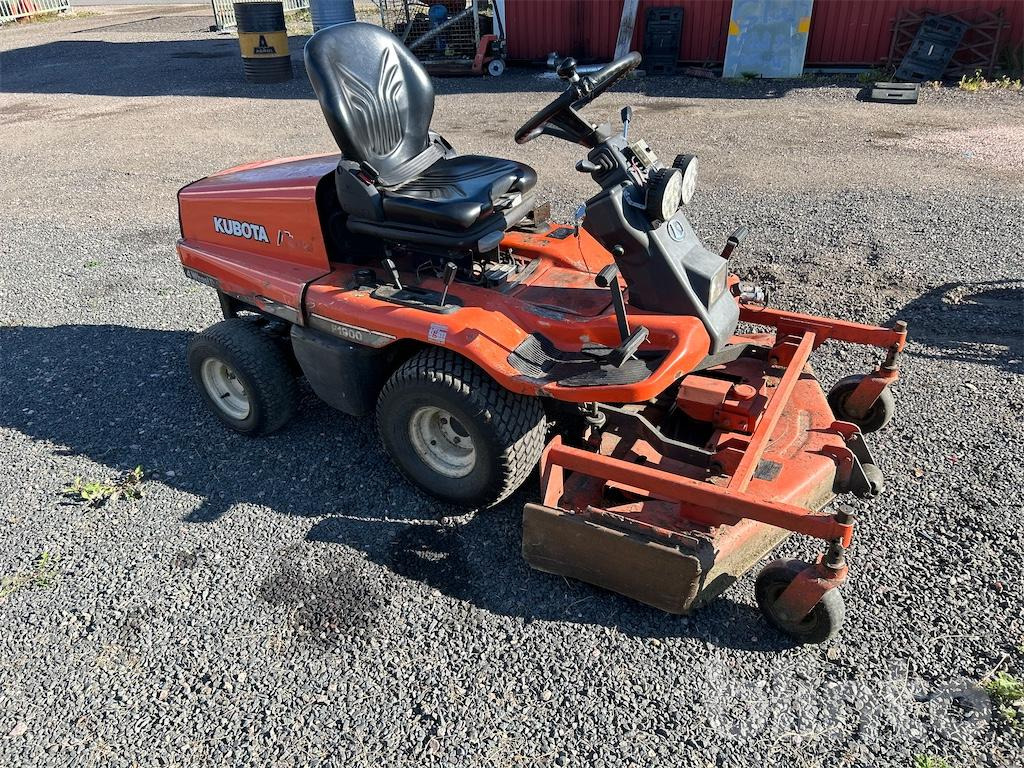Kubota F1900 4WD - Cortador de grama: foto 3 Kubota F1900 4WD - Cortador de grama: foto 3