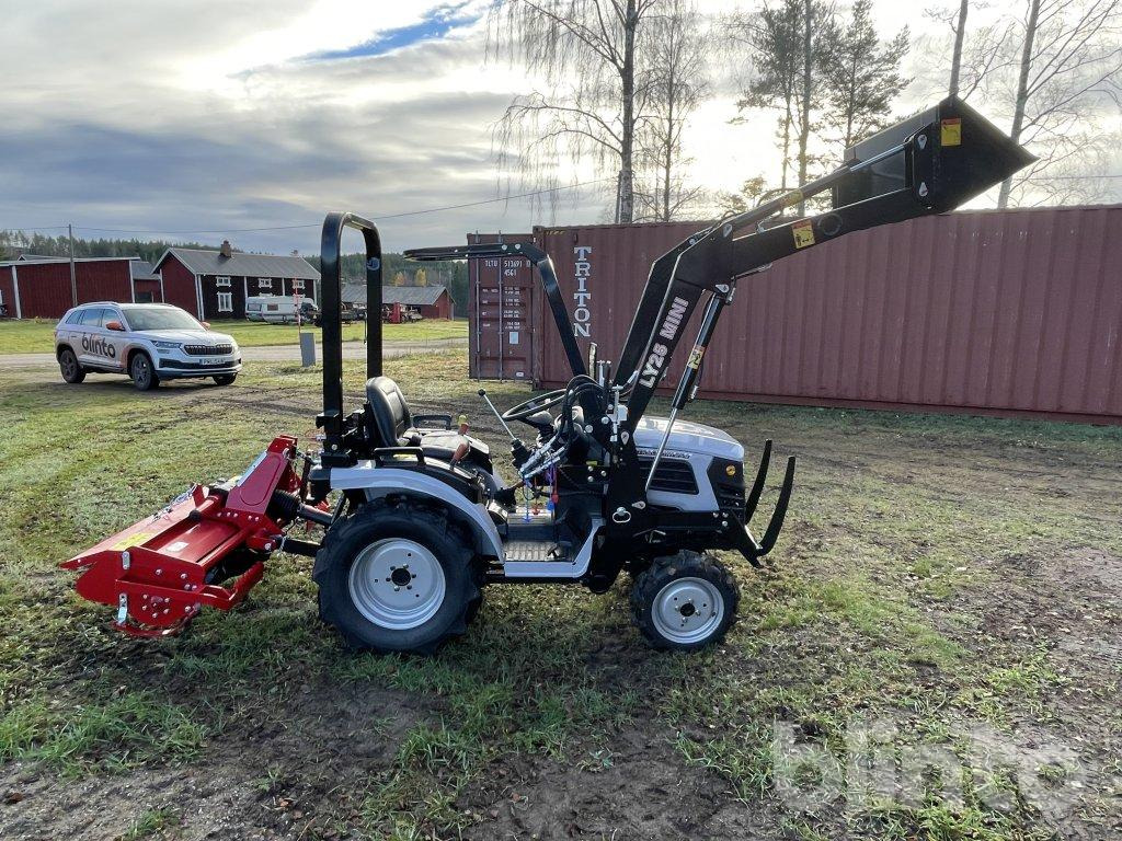 Landtrac 254 mini med jordfräs - Mini trator: foto 4 Landtrac 254 mini med jordfräs - Mini trator: foto 4