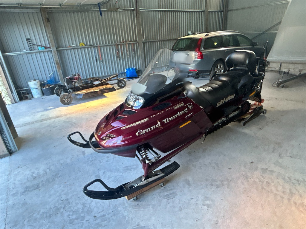 SKI-DOO GRAND TOURING SE - Quadriciclo: foto 1 SKI-DOO GRAND TOURING SE - Quadriciclo: foto 1