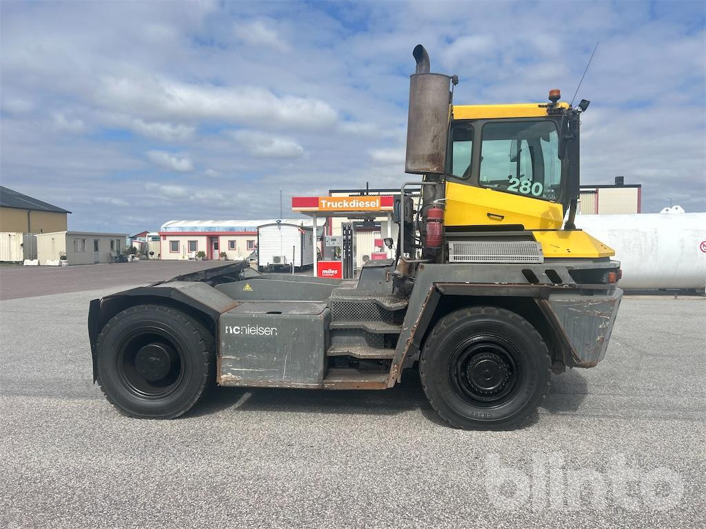 Terberg RT382 - Tractor de terminal: foto 5 Terberg RT382 - Tractor de terminal: foto 5