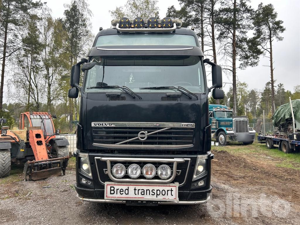 Dragbil / VOLVO FH16 660 med 5:e axel och maskinsläp / Säljes som ekipage - Tractor, Semi-reboque transporte de veículos: foto 3 Dragbil / VOLVO FH16 660 med 5:e axel och maskinsläp / Säljes som ekipage - Tractor, Semi-reboque transporte de veículos: foto 3