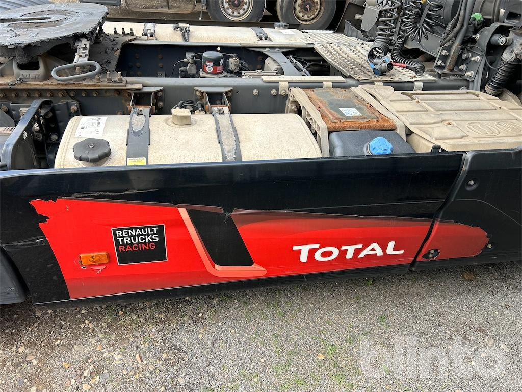 Tractor Renault T460: foto 35