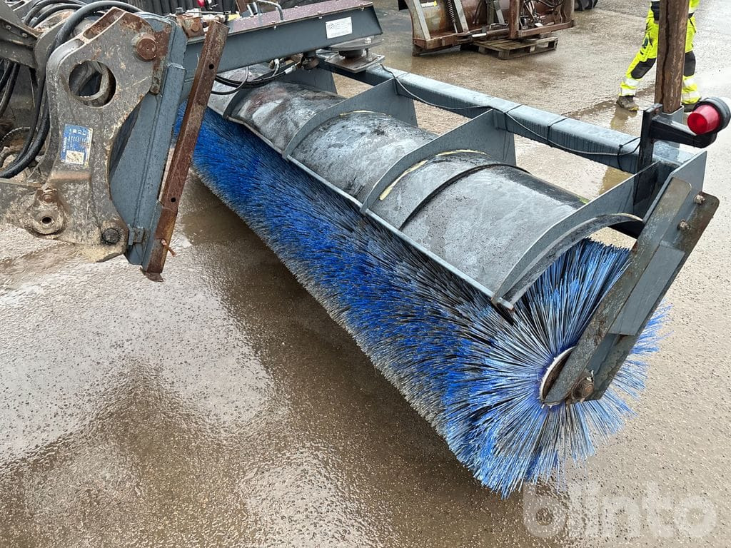 UFO 3,5 Meter - Vassoura: foto 4 UFO 3,5 Meter - Vassoura: foto 4