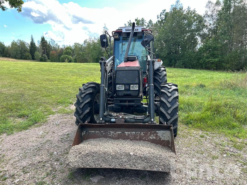 VALMET 800 - Trator: foto 2 VALMET 800 - Trator: foto 2