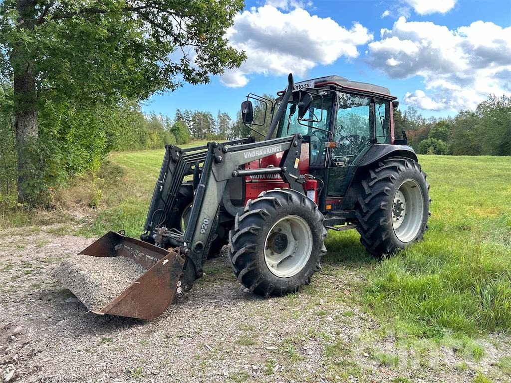 VALMET 800 - Trator: foto 1 VALMET 800 - Trator: foto 1