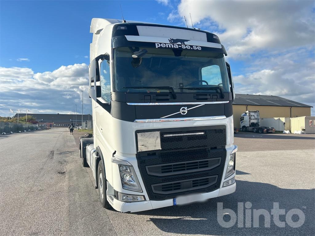 VOLVO FH 6x2 - Camião chassi: foto 3 VOLVO FH 6x2 - Camião chassi: foto 3