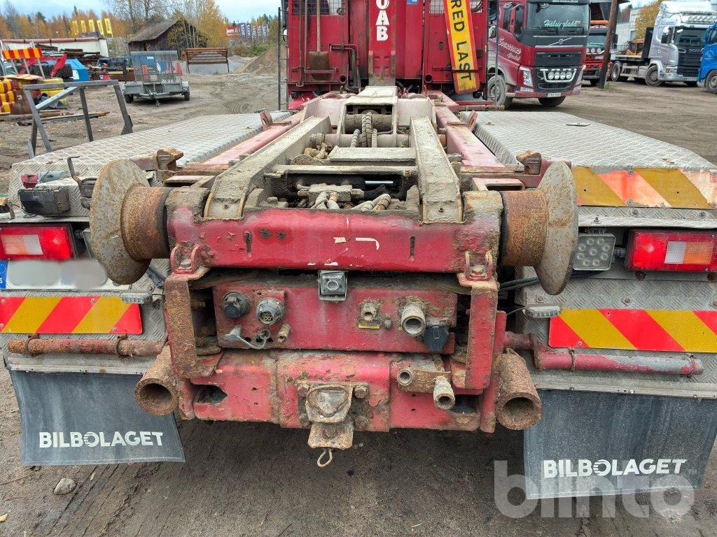 Camião polibenne VOLVO FM9 6X2 med underbett: foto 6