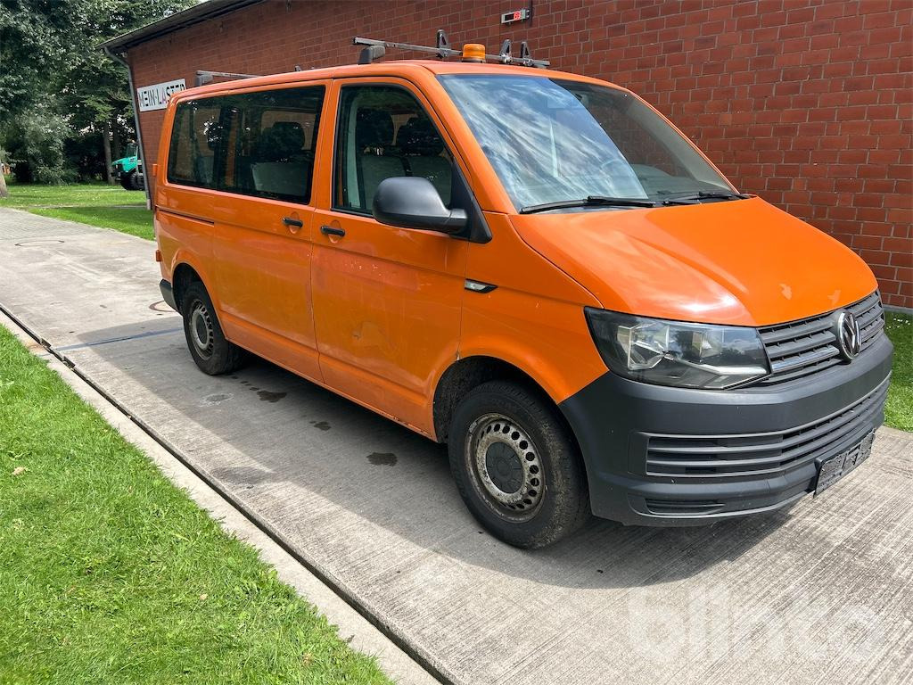 Volkswagen Bus T6 9-Sitzer (2015) - Minibus, Furgão de passageiros: foto 2 Volkswagen Bus T6 9-Sitzer (2015) - Minibus, Furgão de passageiros: foto 2