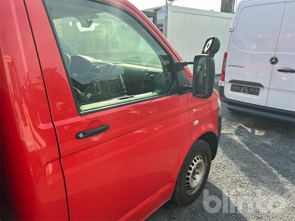 Carrinha de contentor Volkswagen T5 2.0 TDI (2015): foto 23