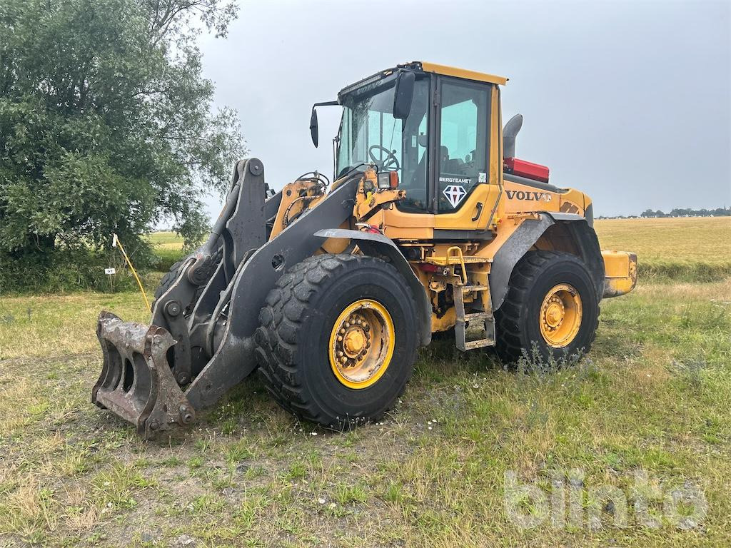 Volvo L90F - Pá carregadora de rodas: foto 1 Volvo L90F - Pá carregadora de rodas: foto 1