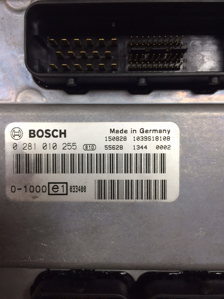 DISPOSITIVO COMANDO EDC BOSCH 0281010255 - Centralina electrónica para Camião: foto 2 DISPOSITIVO COMANDO EDC BOSCH 0281010255 - Centralina electrónica para Camião: foto 2