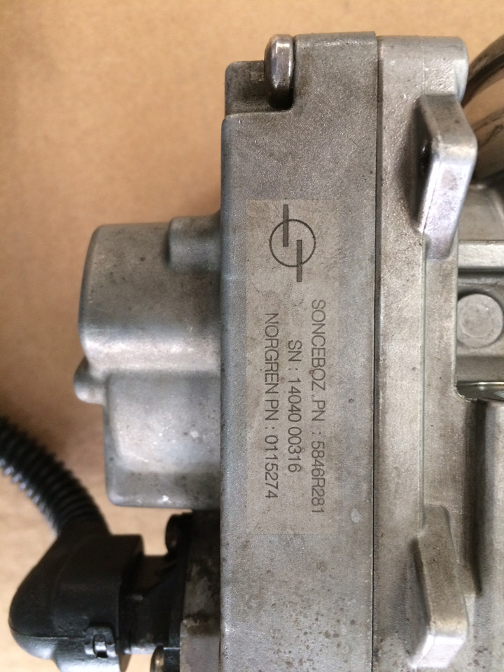 FARFALLA ACCELERAZIONE RIF. MAN 51094137013 / 51094137009 - Sensor para Camião: foto 5 FARFALLA ACCELERAZIONE RIF. MAN 51094137013 / 51094137009 - Sensor para Camião: foto 5