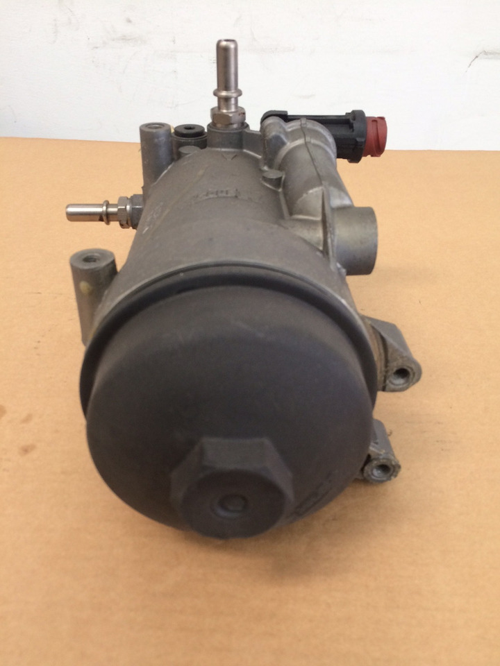GRUPPO FILTRO CARBURANTE CON RISCALDAMENTO MAN - Filtro de combustível para Camião: foto 5 GRUPPO FILTRO CARBURANTE CON RISCALDAMENTO MAN - Filtro de combustível para Camião: foto 5