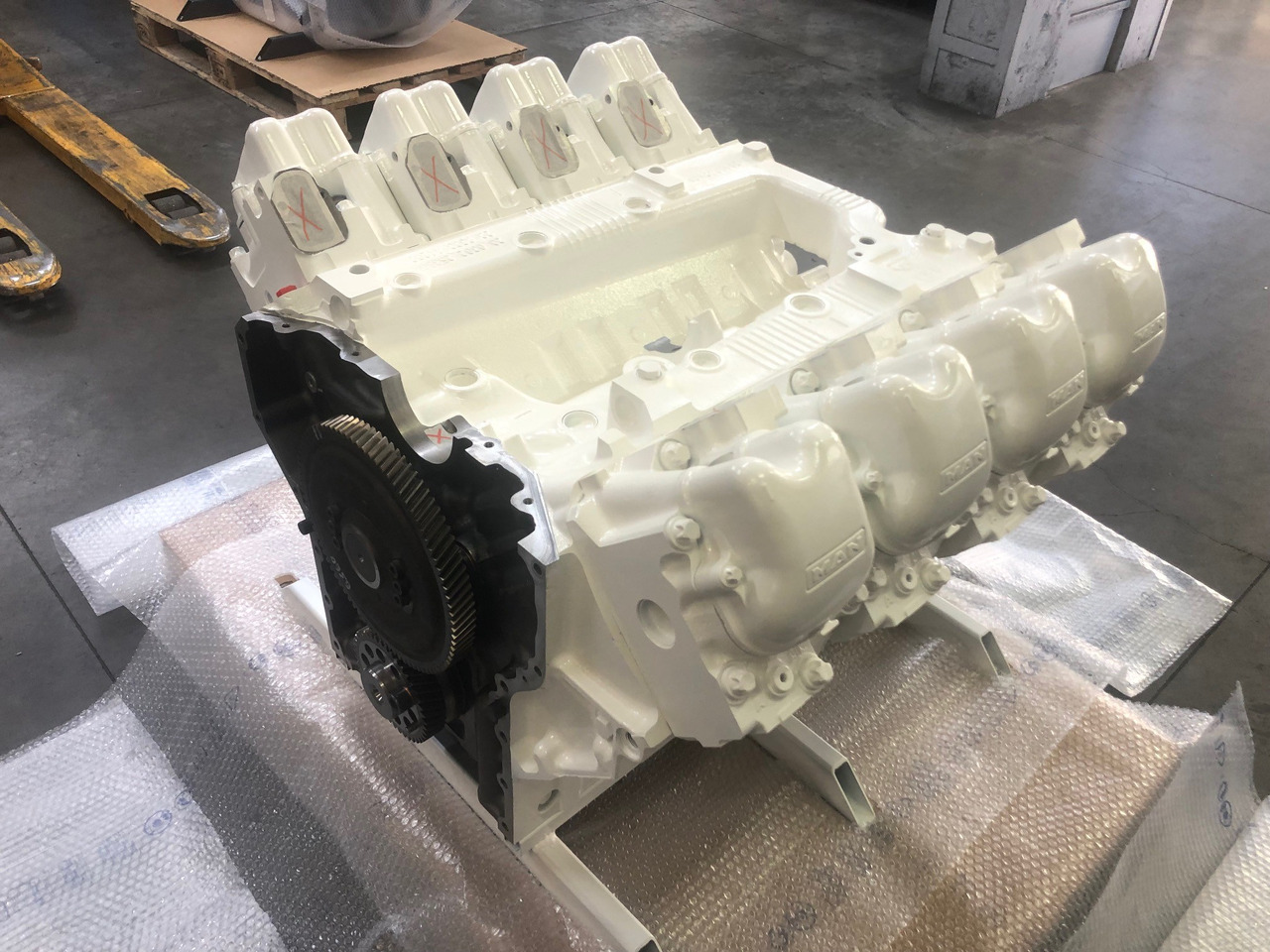 LONGBLOCK MAN D2848LE403 / MAN D2848 LE403 - Bloco do motor: foto 3 LONGBLOCK MAN D2848LE403 / MAN D2848 LE403 - Bloco do motor: foto 3