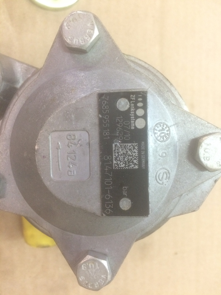 POMPA IDRAULICA MAN / ZF - Bomba hidráulica: foto 2 POMPA IDRAULICA MAN / ZF - Bomba hidráulica: foto 2