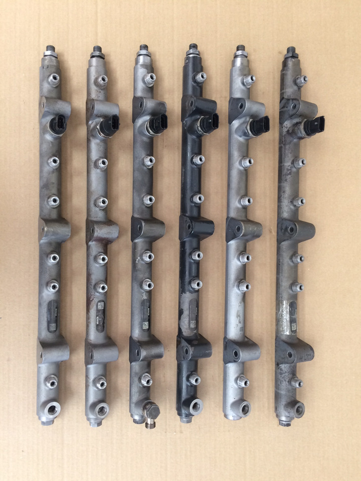 TUBO PRESSIONE COMMON RAIL MAN 51103116082 - Sistema de combustível: foto 2 TUBO PRESSIONE COMMON RAIL MAN 51103116082 - Sistema de combustível: foto 2