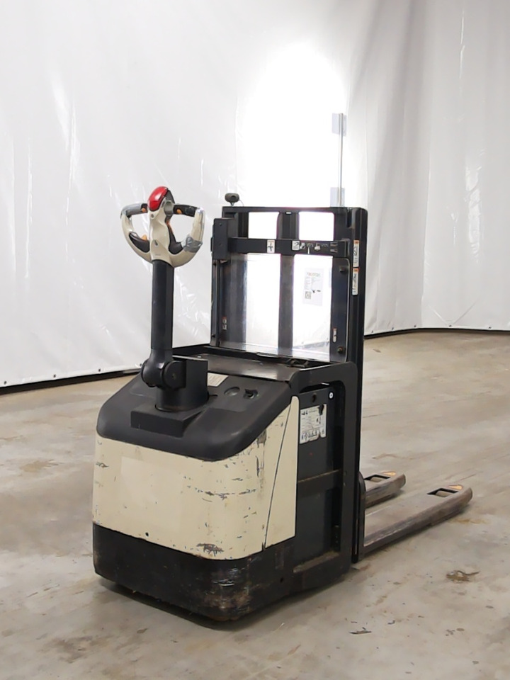 Crown WD2330S - Stacker: foto 2 Crown WD2330S - Stacker: foto 2