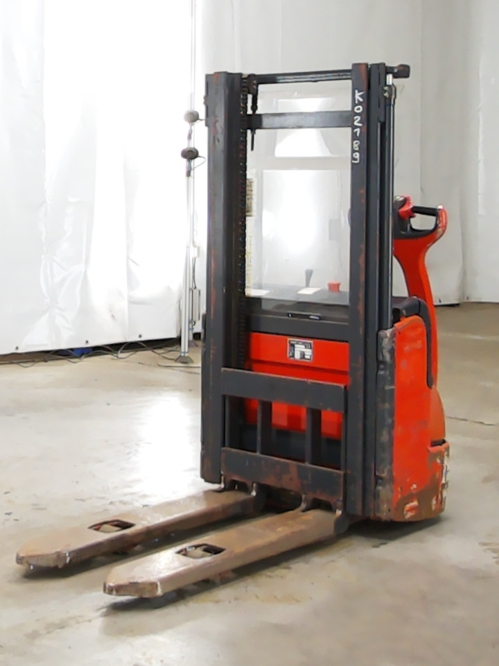 Linde L12 - Stacker: foto 1 Linde L12 - Stacker: foto 1
