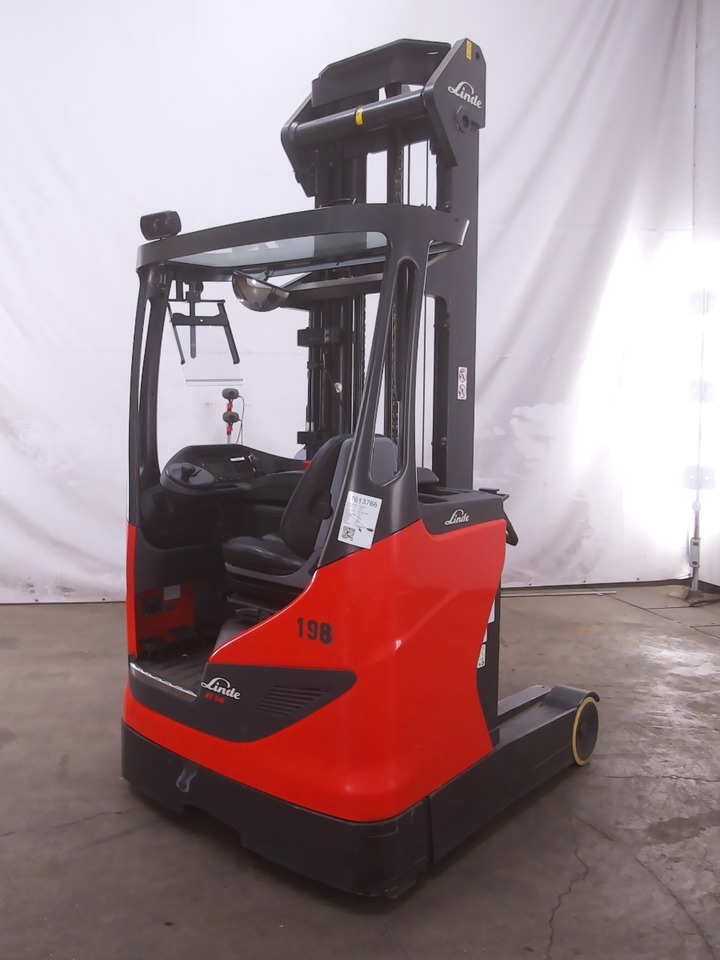 Linde R14-01 - Empilhador retráctil: foto 2 Linde R14-01 - Empilhador retráctil: foto 2