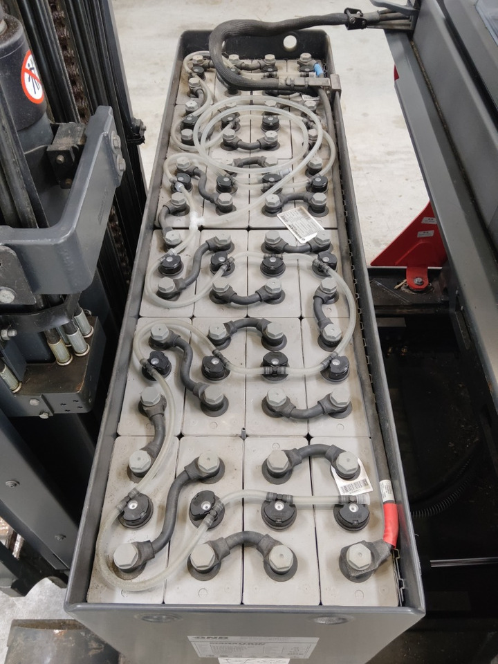 Linde R14-01 - Empilhador retráctil: foto 4 Linde R14-01 - Empilhador retráctil: foto 4