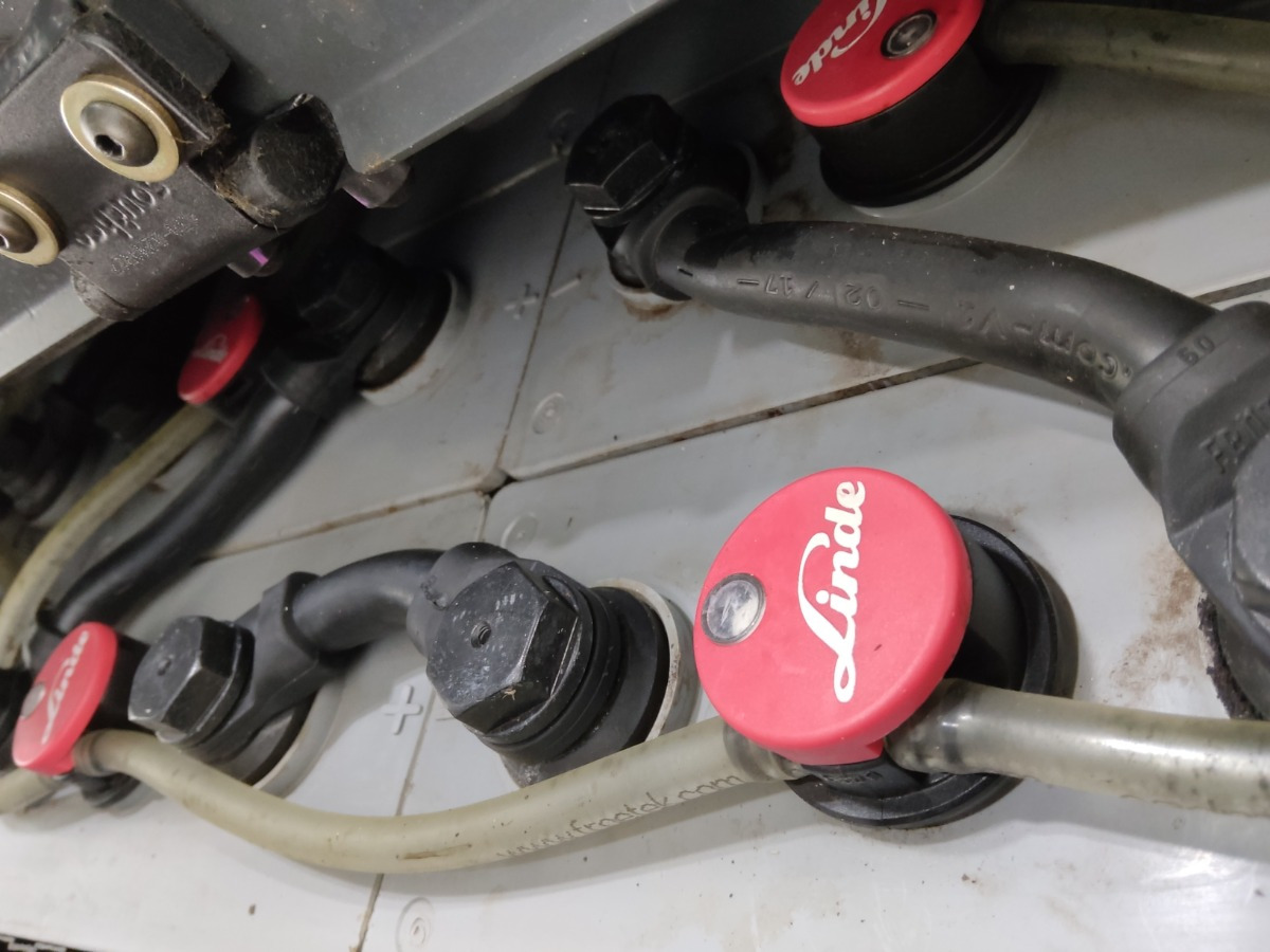 Linde R16HD - Empilhador retráctil: foto 4 Linde R16HD - Empilhador retráctil: foto 4