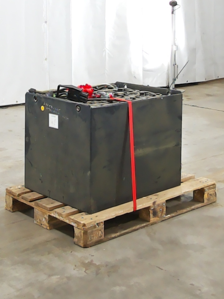 Sbs 48V625AH - Bateria automotiva para Equipamento de movimentação: foto 1 Sbs 48V625AH - Bateria automotiva para Equipamento de movimentação: foto 1