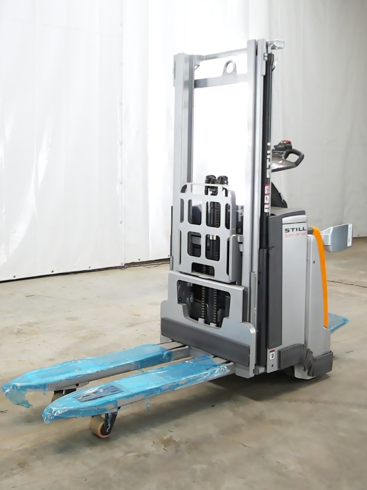 Still EXD-SF14D - Stacker: foto 1 Still EXD-SF14D - Stacker: foto 1