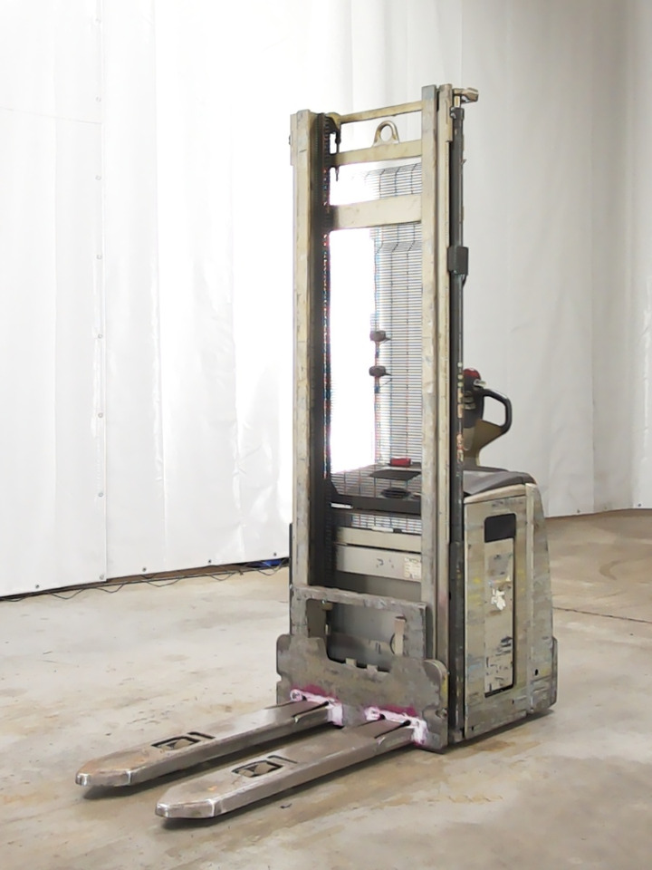 Still EXV16 - Stacker: foto 1 Still EXV16 - Stacker: foto 1