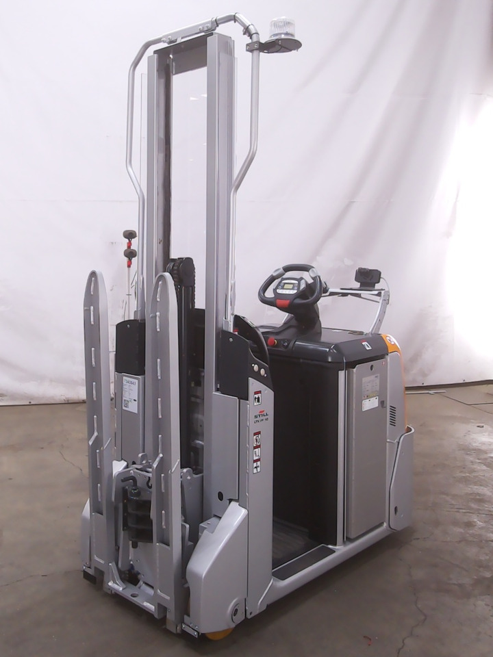 Still LTX-FF10/500MM/BATT.NEU - Order-picker: foto 2 Still LTX-FF10/500MM/BATT.NEU - Order-picker: foto 2