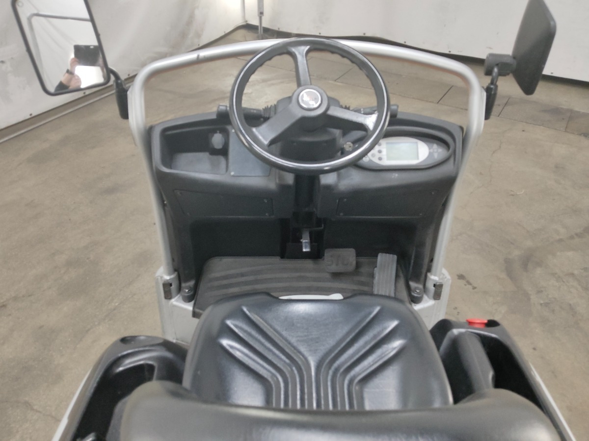 Still LTX70 - Trator elétrics: foto 3 Still LTX70 - Trator elétrics: foto 3