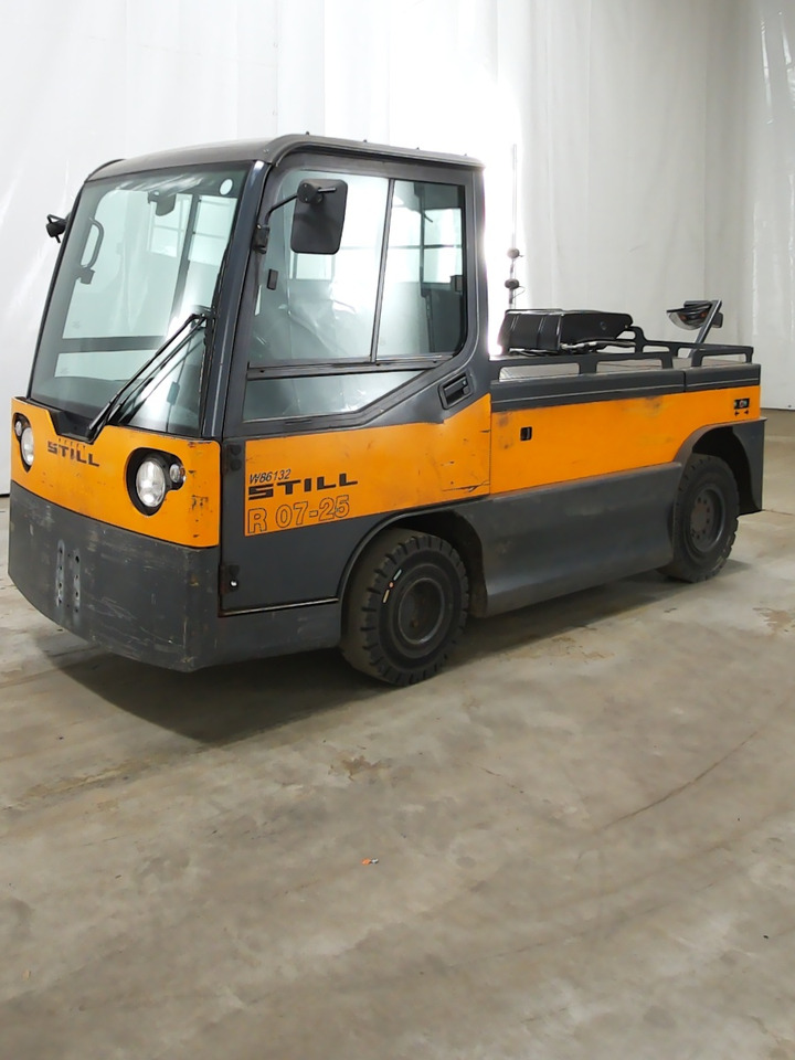 Still R07-25 - Trator elétrics: foto 1 Still R07-25 - Trator elétrics: foto 1