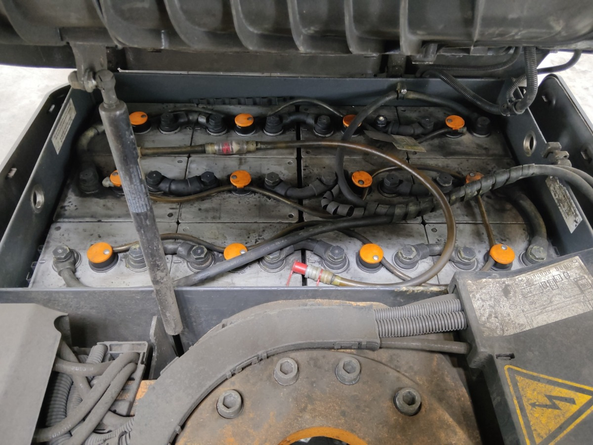 Still RX50-15 - Empilhador elétrico: foto 4 Still RX50-15 - Empilhador elétrico: foto 4