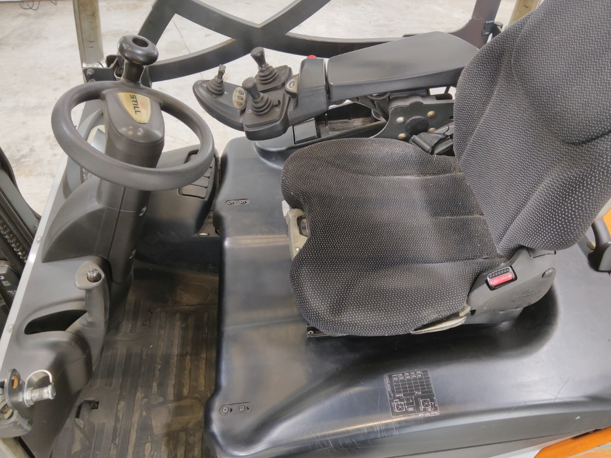 Still RX50-16 - Empilhador elétrico: foto 3 Still RX50-16 - Empilhador elétrico: foto 3