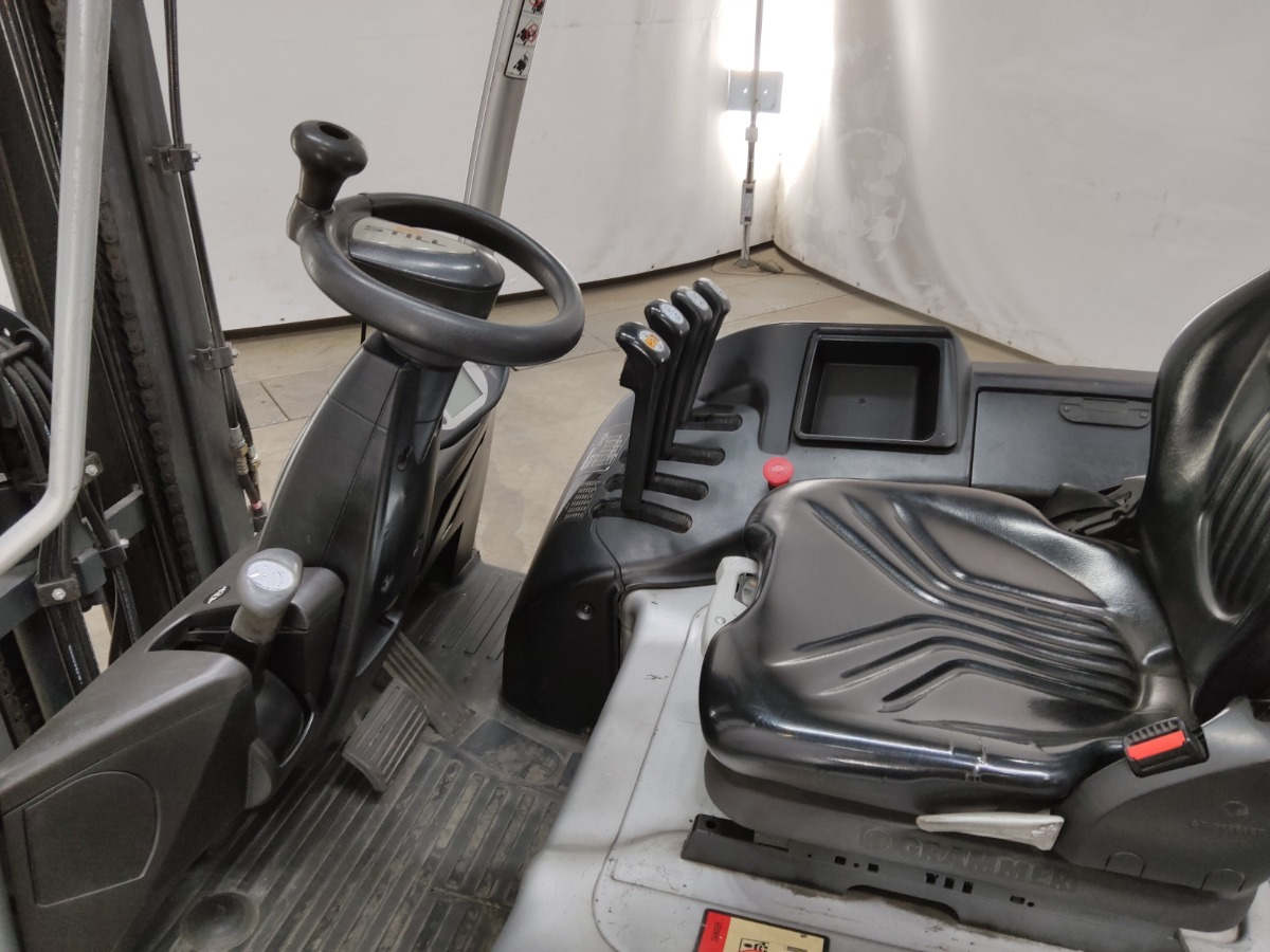 Still RX60-25 - Empilhador elétrico: foto 3 Still RX60-25 - Empilhador elétrico: foto 3