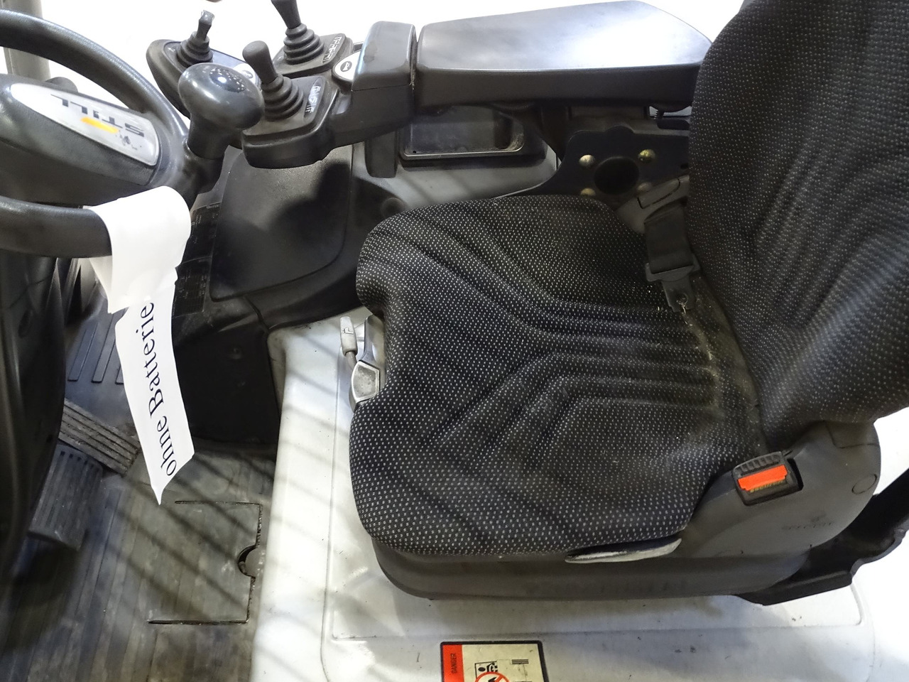 Still RX60-30 - Empilhador elétrico: foto 3 Still RX60-30 - Empilhador elétrico: foto 3