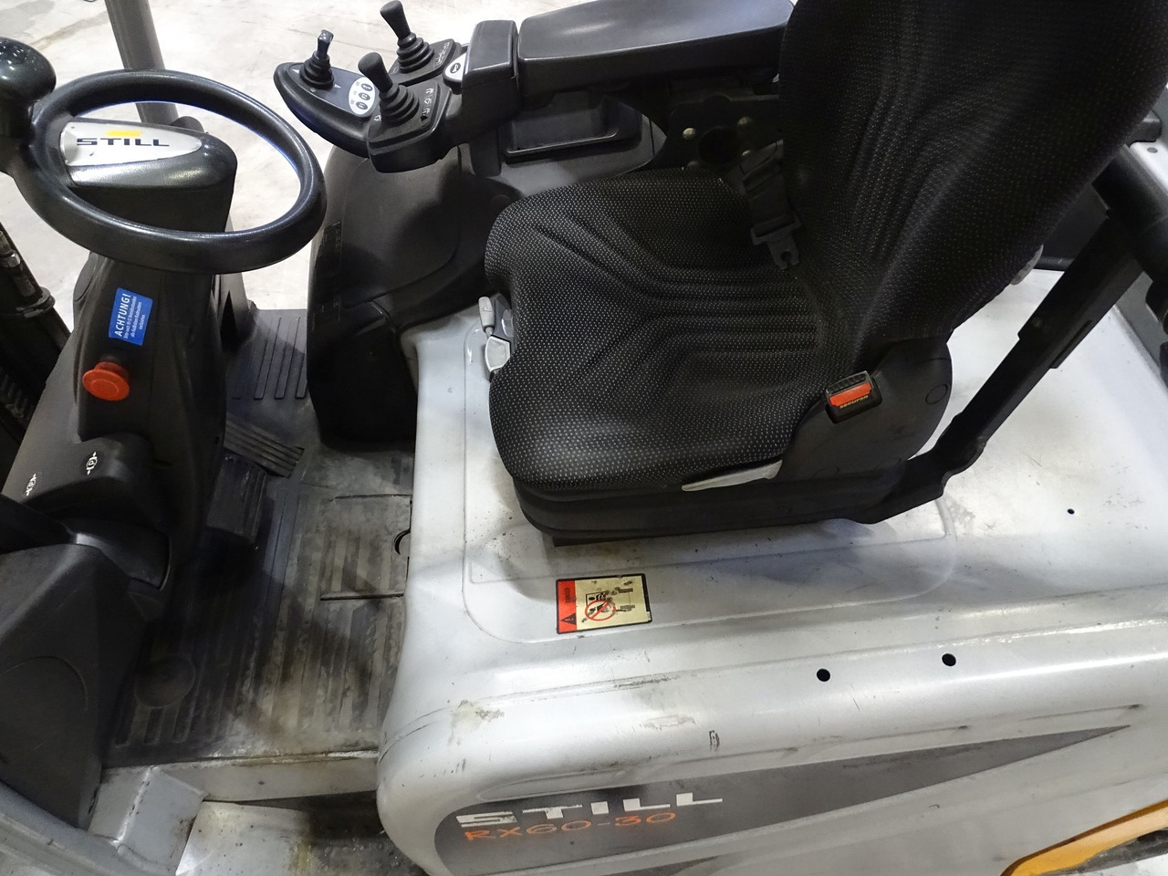 Still RX60-30 - Empilhador elétrico: foto 3 Still RX60-30 - Empilhador elétrico: foto 3