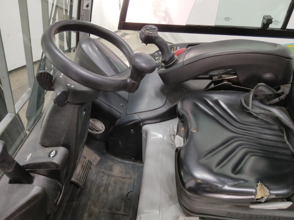 Still RX60-45 - Empilhador elétrico: foto 3 Still RX60-45 - Empilhador elétrico: foto 3