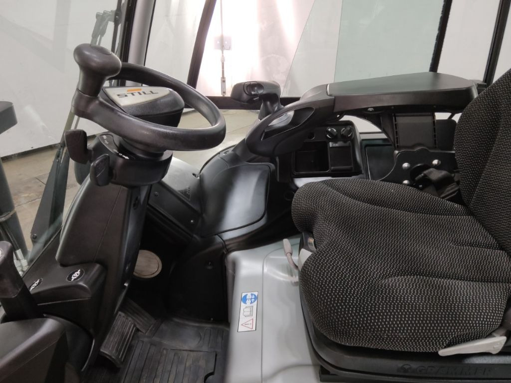 Still RX60-50/600/BATT.NEU - Empilhador elétrico: foto 3 Still RX60-50/600/BATT.NEU - Empilhador elétrico: foto 3