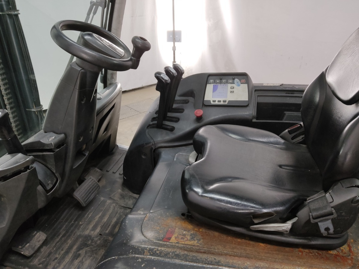 Still RX60-50 - Empilhador elétrico: foto 3 Still RX60-50 - Empilhador elétrico: foto 3