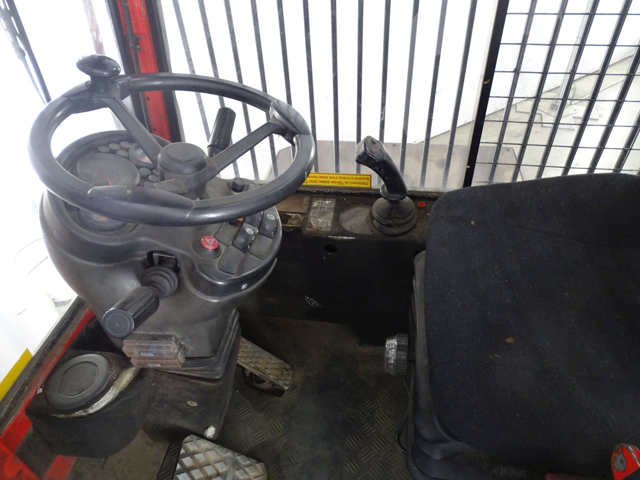 Valmar VSM50/12/40 - Empilhador lateral: foto 3 Valmar VSM50/12/40 - Empilhador lateral: foto 3