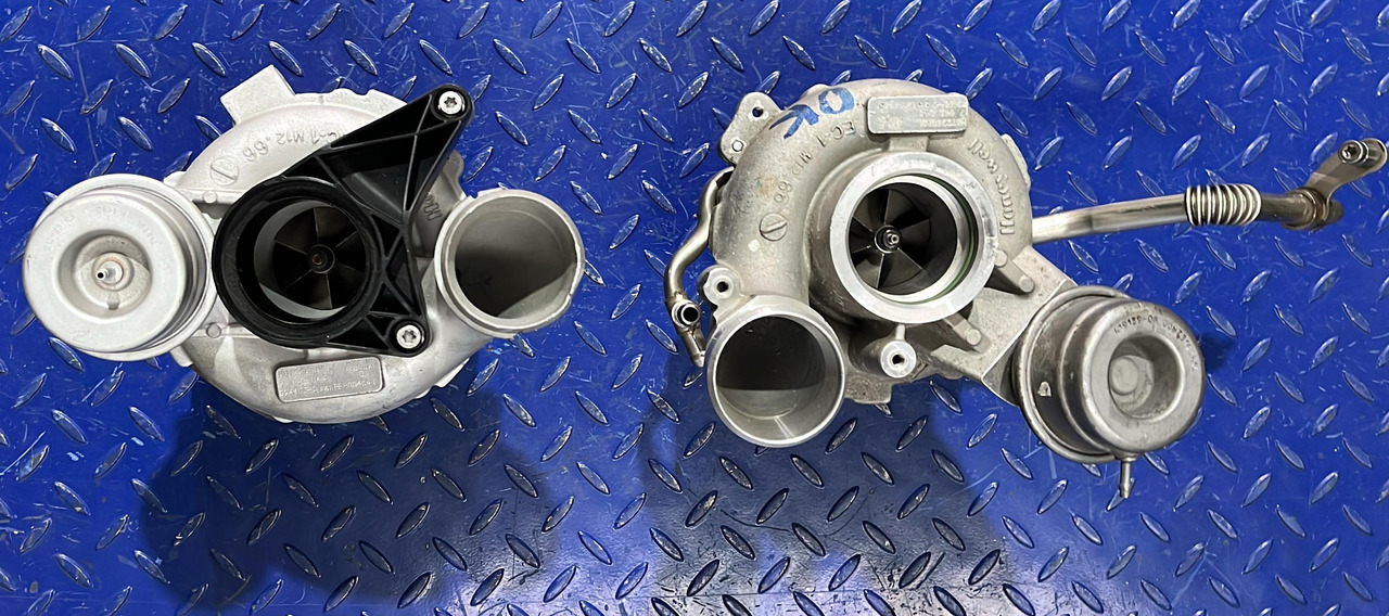 BMW Turbocharger S63N/R 4.4L V8 7849045+7849044 (SET) - Turbocompressor: foto 2 BMW Turbocharger S63N/R 4.4L V8 7849045+7849044 (SET) - Turbocompressor: foto 2