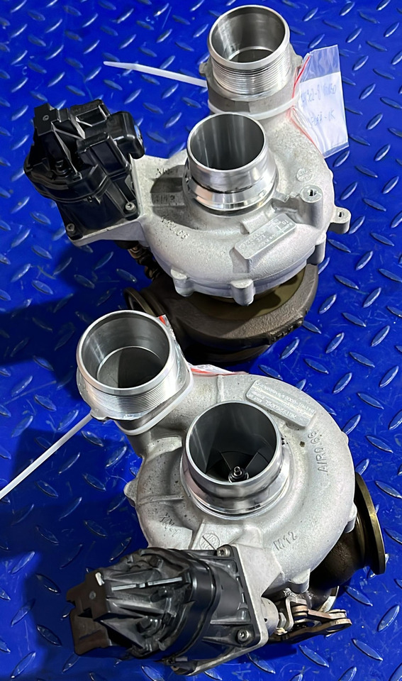 BMW Turbochargers S63 V8 7852372/7852373 - Turbocompressor: foto 4 BMW Turbochargers S63 V8 7852372/7852373 - Turbocompressor: foto 4