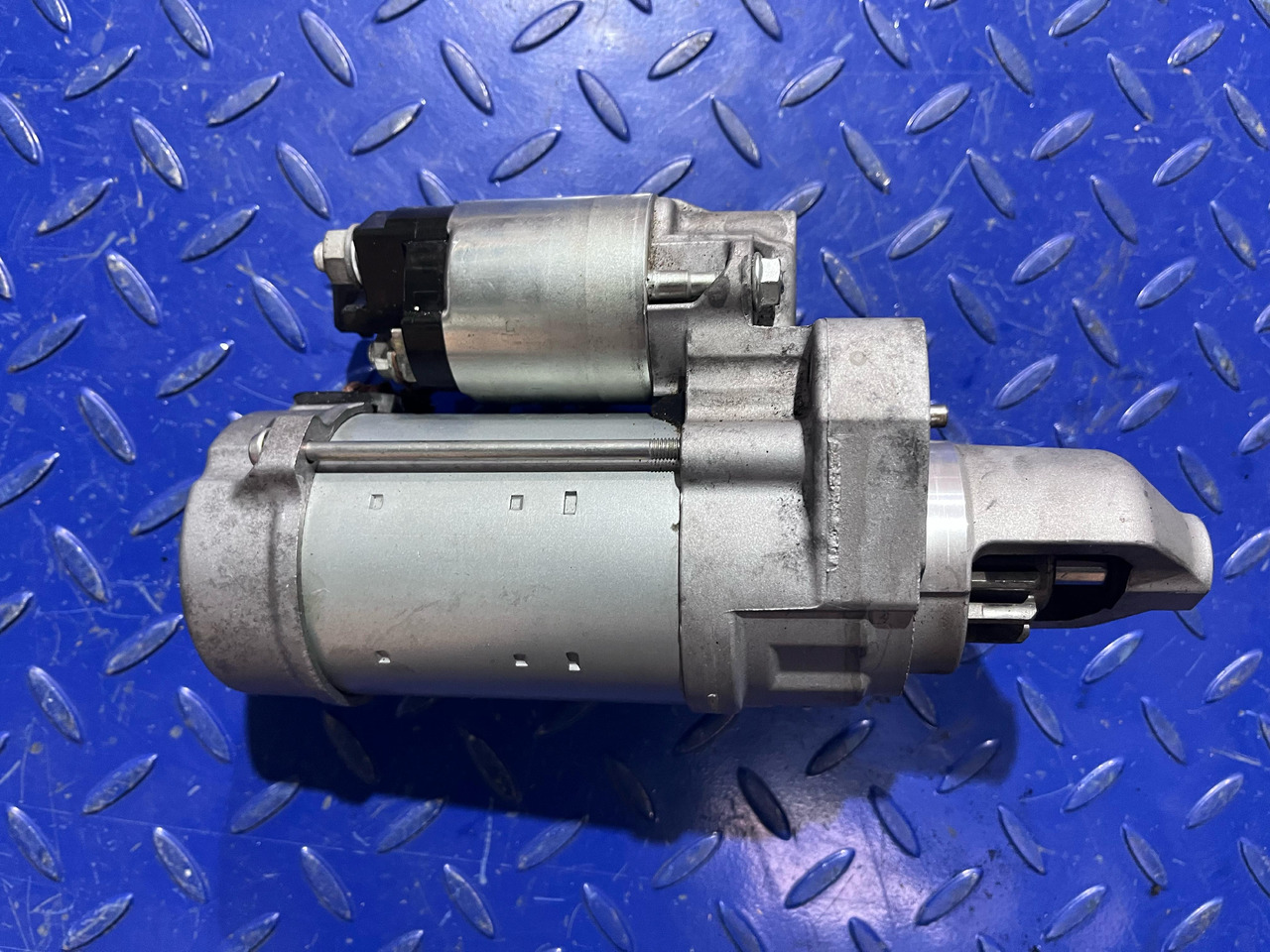 DENSO BMW Starter 8657337 M5 F90 M8 F91 F92 S63M G05 M50IX G14 M850IX - Motor de arranque: foto 2 DENSO BMW Starter 8657337 M5 F90 M8 F91 F92 S63M G05 M50IX G14 M850IX - Motor de arranque: foto 2