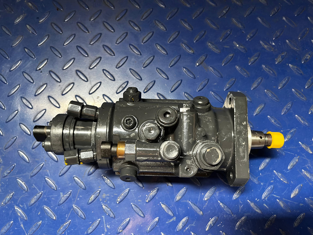 John Deere NEW Injection Pump RE568070 - Motor e peças para Trator: foto 1 John Deere NEW Injection Pump RE568070 - Motor e peças para Trator: foto 1