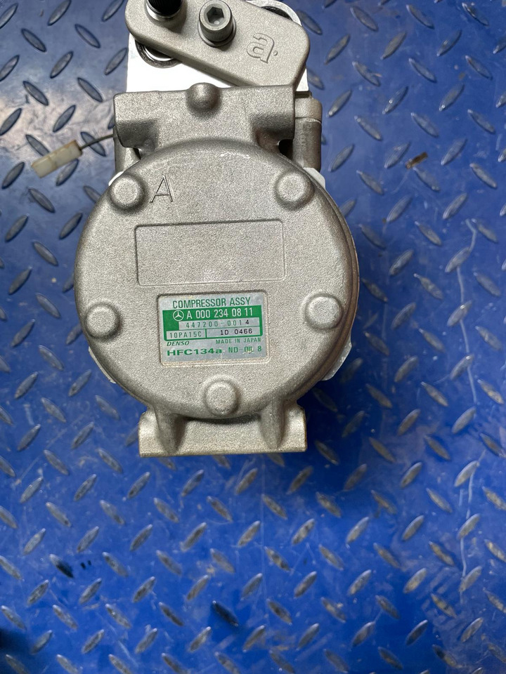 MERCEDES-BENZ Actros, Axor, Atego A0002340811 - Compressor de ar condicionado para Camião: foto 3 MERCEDES-BENZ Actros, Axor, Atego A0002340811 - Compressor de ar condicionado para Camião: foto 3