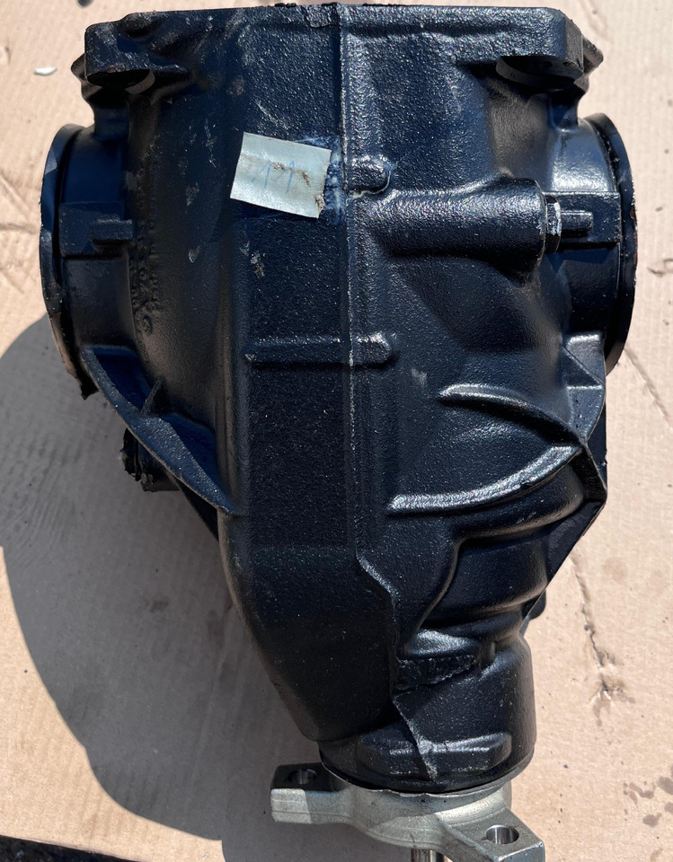 MERCEDES-BENZ E-Class Rear Differential W213 A2133503808 - Diferencial: foto 1 MERCEDES-BENZ E-Class Rear Differential W213 A2133503808 - Diferencial: foto 1