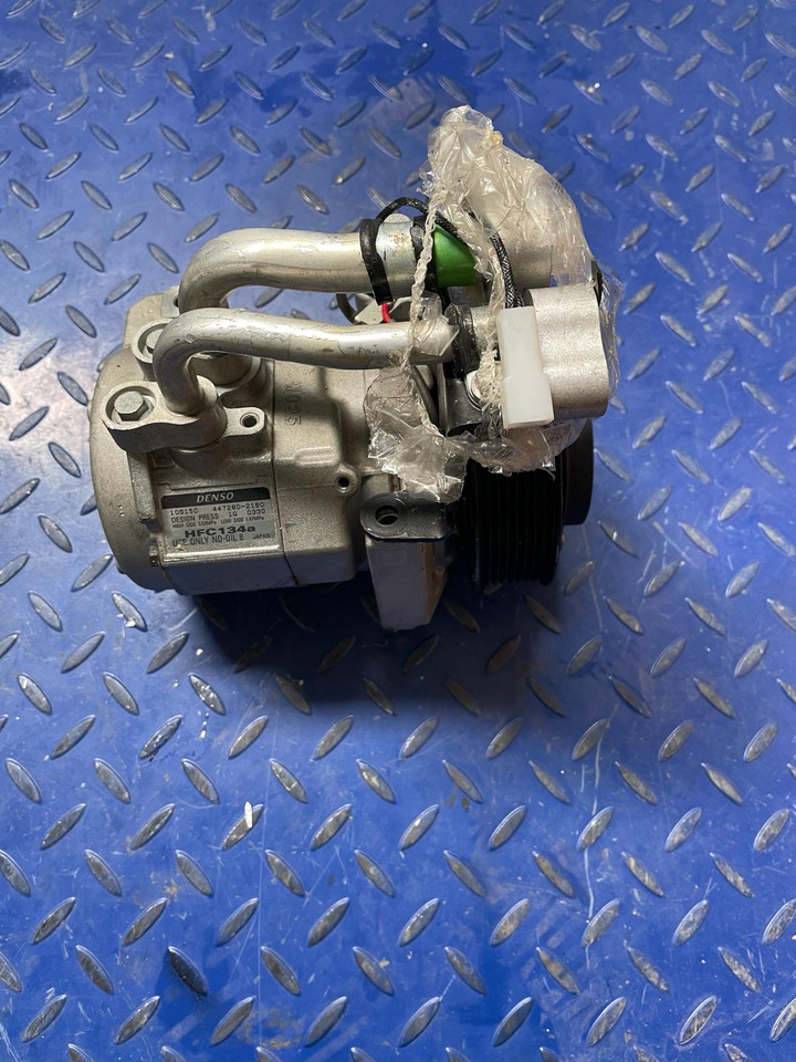 MERCEDES-BENZ MP4,ACTROS Denso A9362300111 - Compressor de ar condicionado para Camião: foto 3 MERCEDES-BENZ MP4,ACTROS Denso A9362300111 - Compressor de ar condicionado para Camião: foto 3