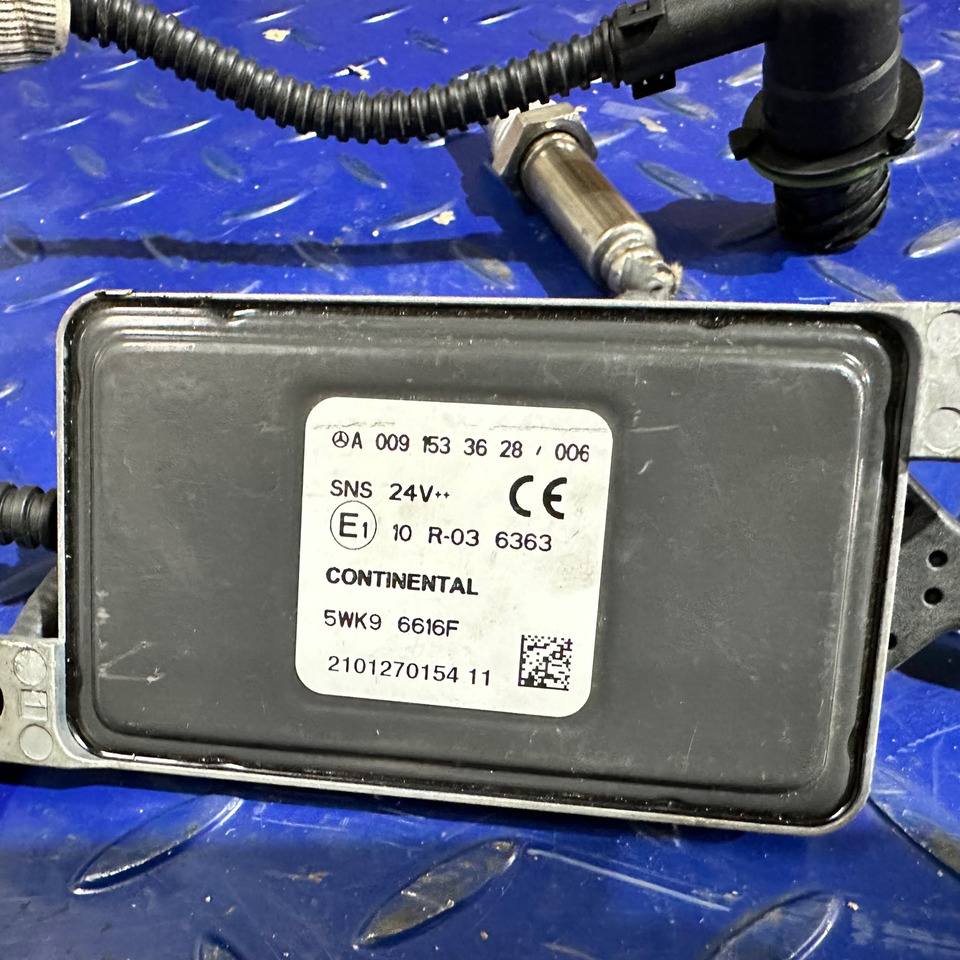 MERCEDES-BENZ Truck Bus NOX Sensor A0091533628 - Sistema de escape para Camião: foto 1 MERCEDES-BENZ Truck Bus NOX Sensor A0091533628 - Sistema de escape para Camião: foto 1